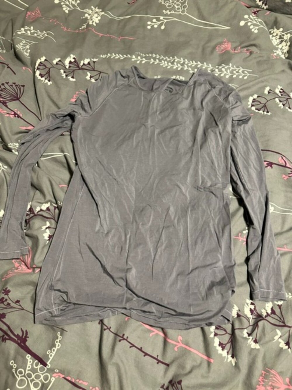 Lululemon long sleeve size small
